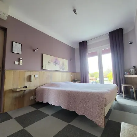 L'ecureuil Hotel 3*
