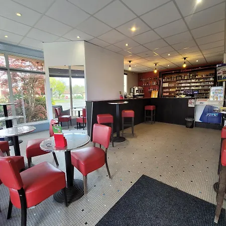 호텔 Bar Tabac Point Chaud L'ecureuil 3*