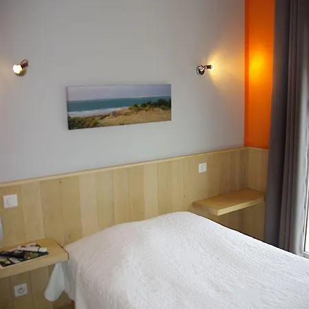 Hotel Bar Tabac Point Chaud L'ecureuil Saint-Paul-en-Born