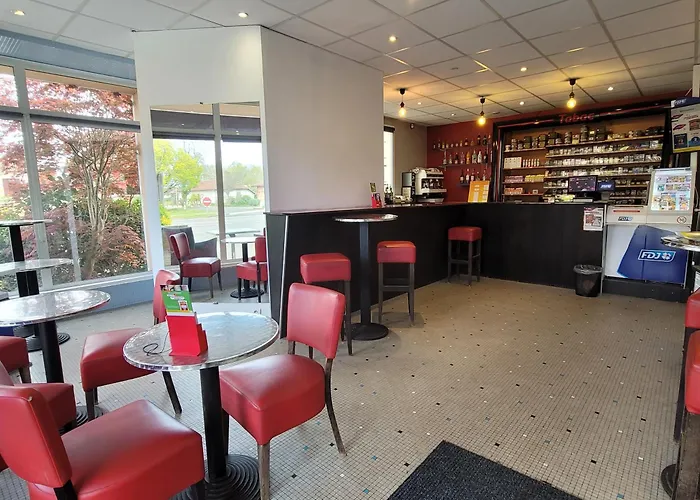 Hotel Bar Tabac Point Chaud L'ecureuil 3*