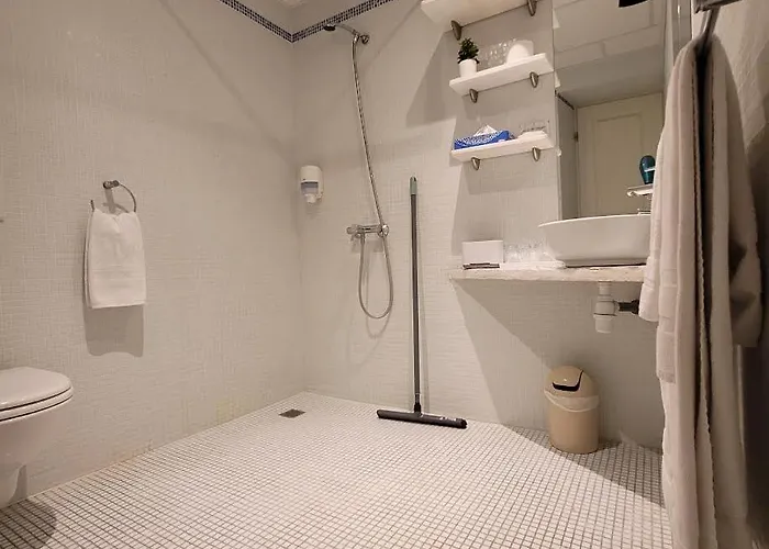 Bar Tabac Point Chaud L'ecureuil 3*