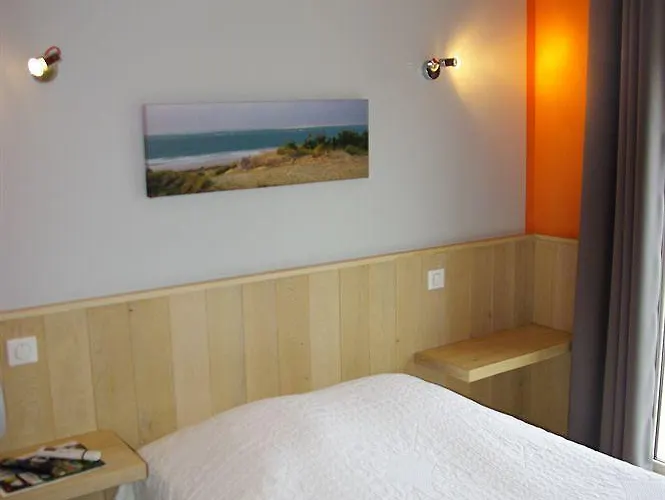 Hotel Bar Tabac Point Chaud L'ecureuil Saint-Paul-en-Born